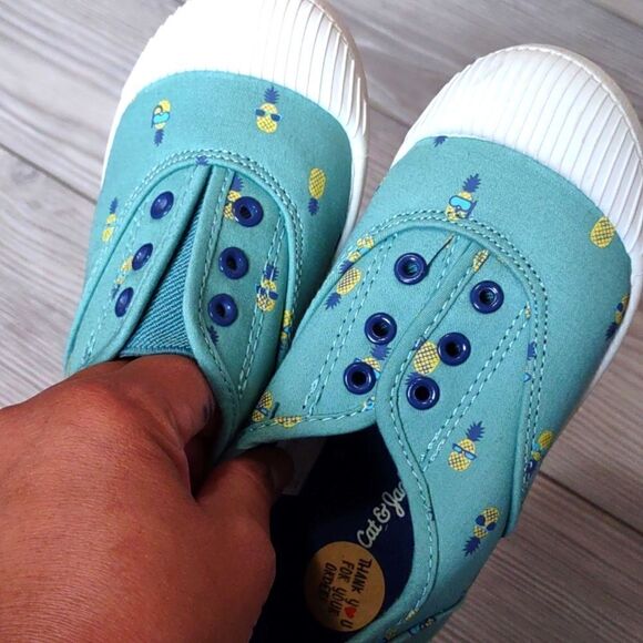 (73-2685)  🔥3/$20🔥  Cat & Jack Toddler Rory Size 10 - Picture 9 of 11